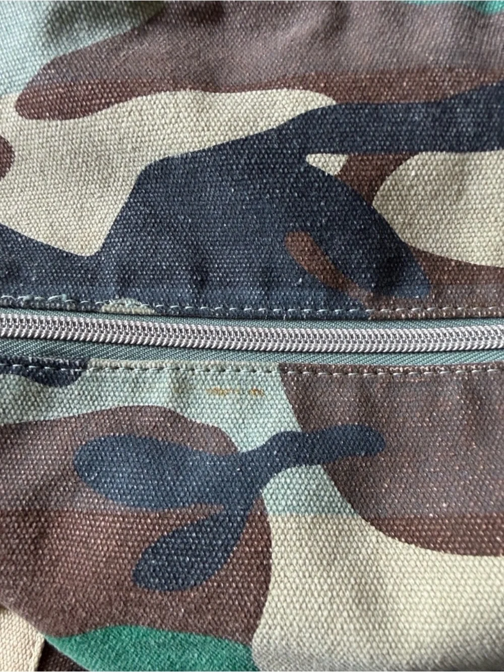 Y2K Harajuku Lovers by Gwen Stefani Embroidered Camouflage Toaster Style Bag